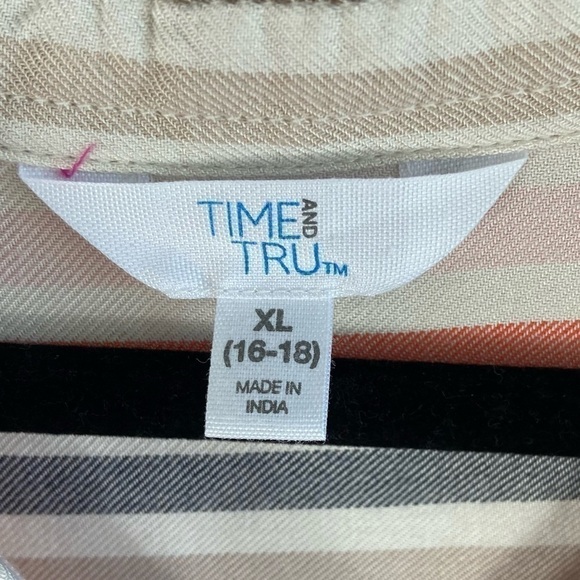 Time AND TRU STRIPED BUTTON DOWN BLOUSE XL NWOT - Picture 3 of 3